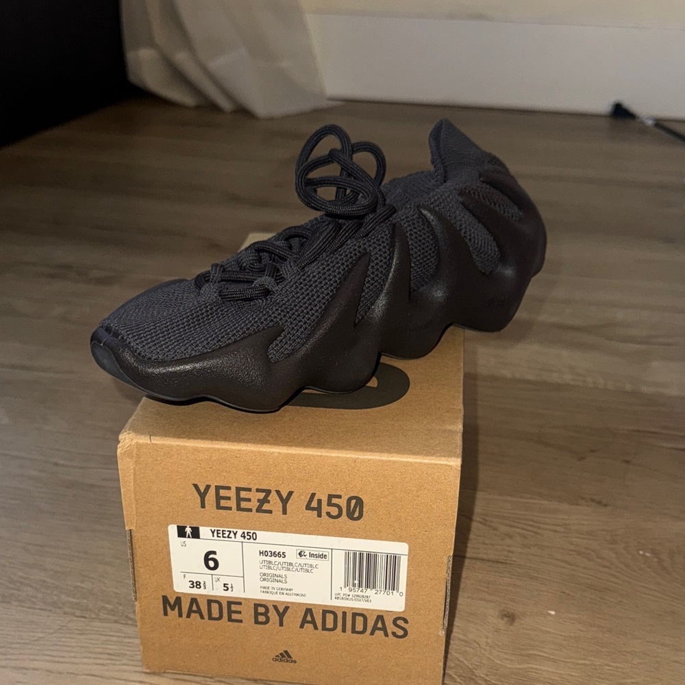 Yeezy 450 Black Sneakers